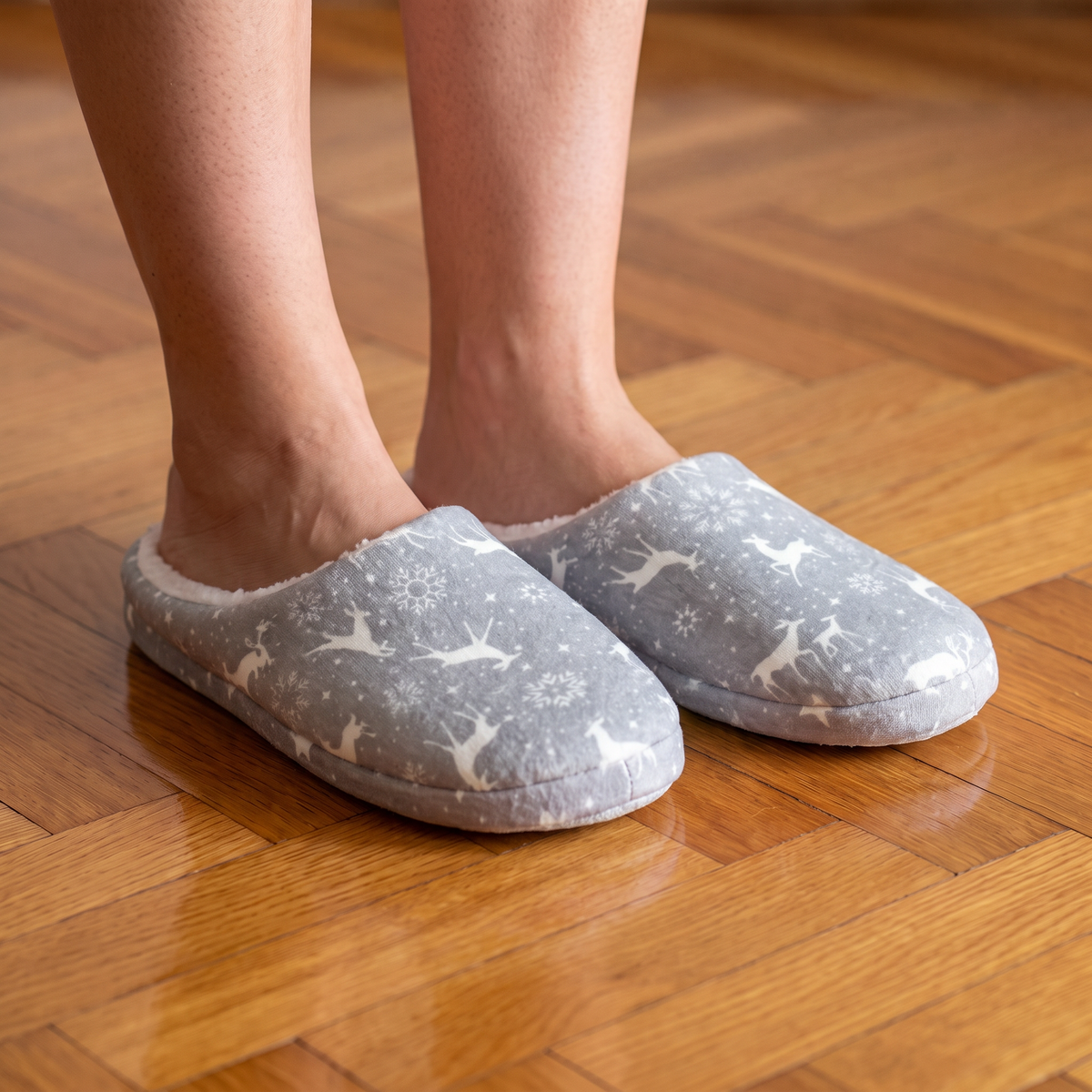 Pantoufla: Frosty Reindeer Grey