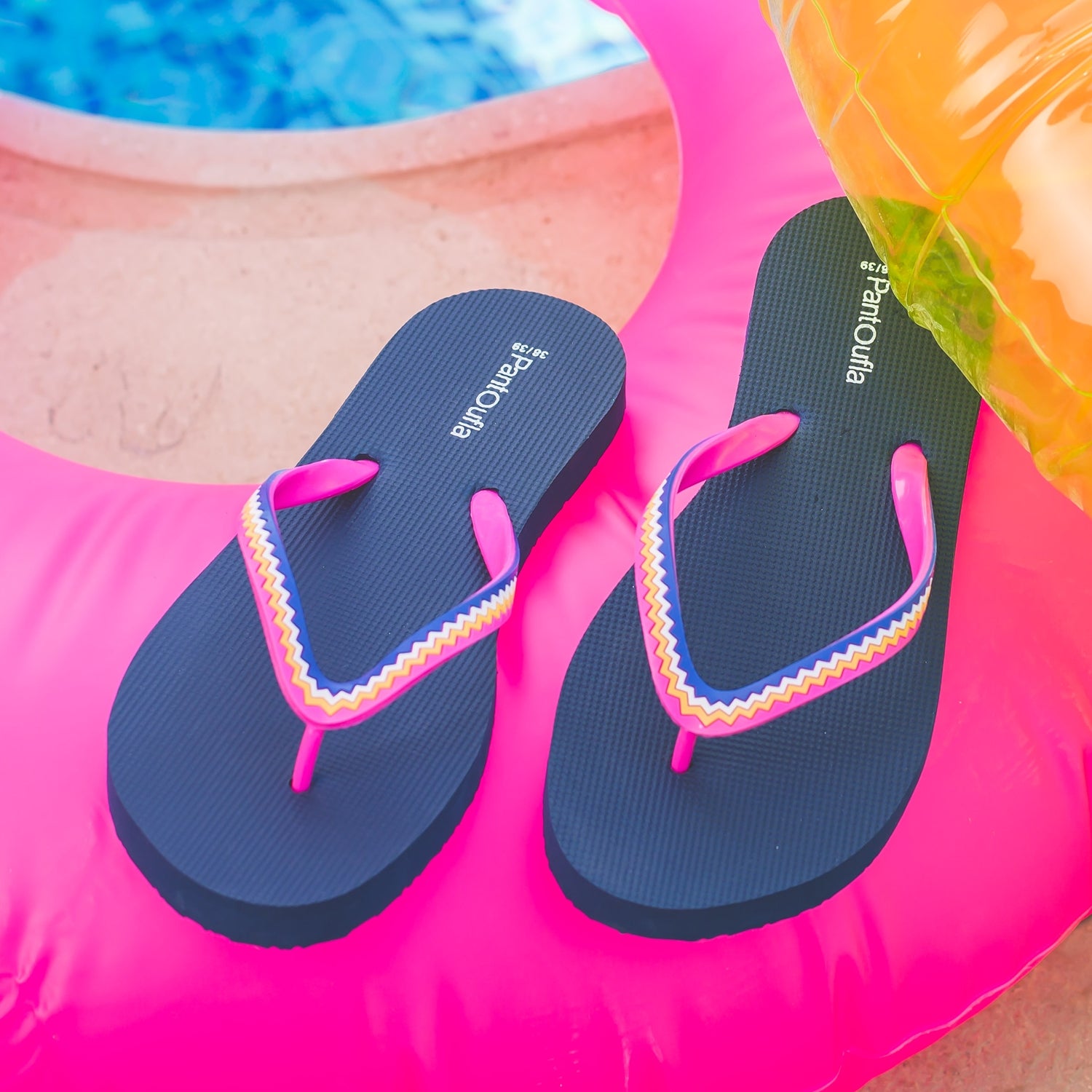 Zigzag Navy flip flop